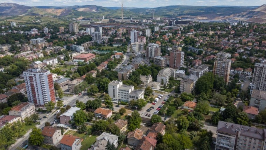 Mogu li mladi u svom gradu da grade budućnost?