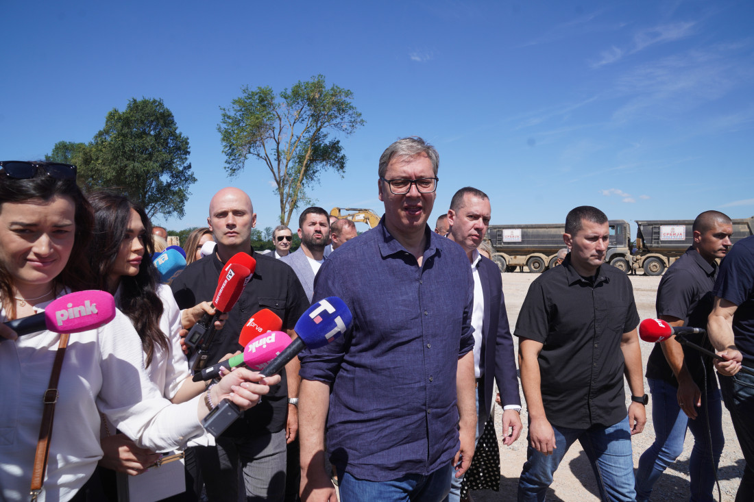 Aleksandar Vučić o zvučnom topu