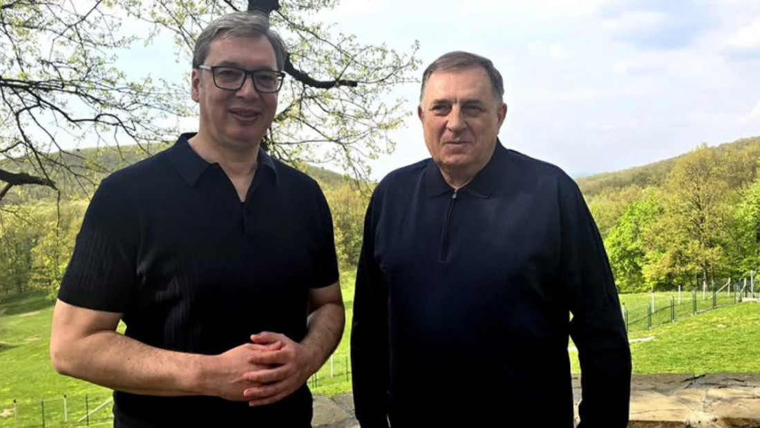 Vučić i Dodik u obnovljenom manastiru Rmanj