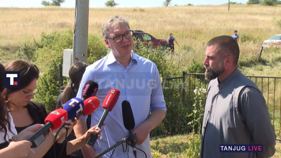 Vučić u poseti Donjem Malovanu kod Kupresa