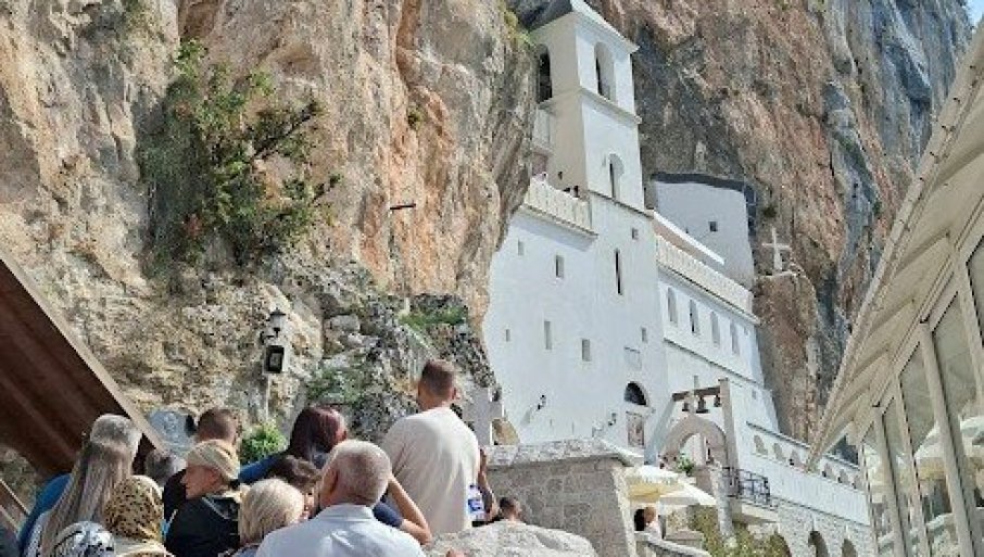 Do Manastira Ostrog preko solarnih panela?!
