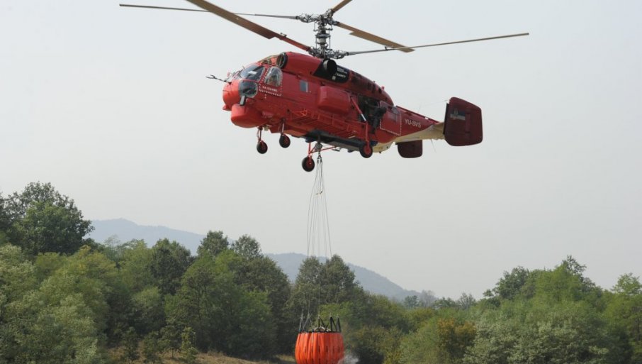 Stolovi poviše Kraljeva i dalje pod vatrenom stihijom (FOTO)