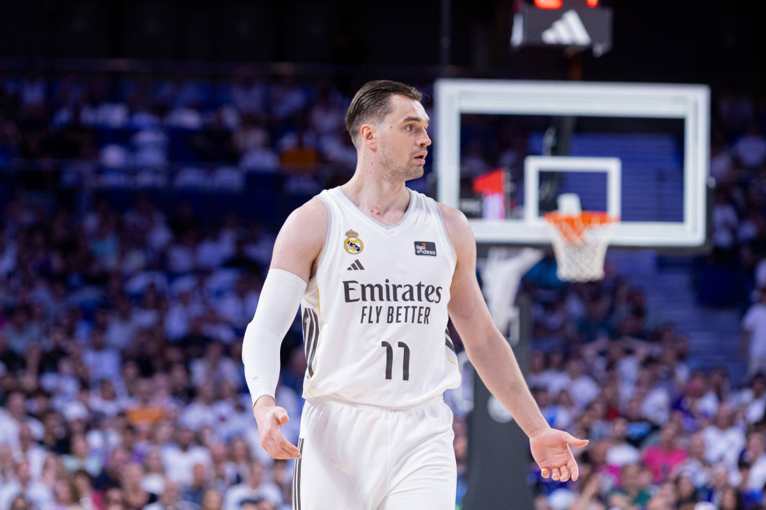 Hezonja zvanično u Klivlendu