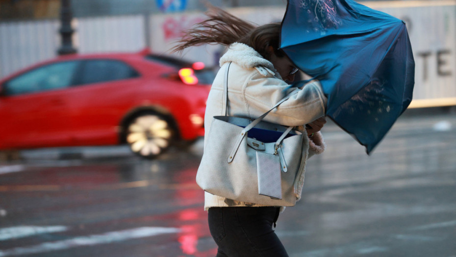 Nevreme u Sloveniji i Hrvatskoj: vetar do 103 km/h
