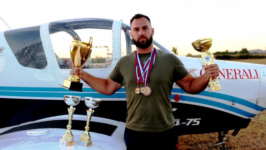 Naumović odbranio titulu u preciznom letenju (FOTO)